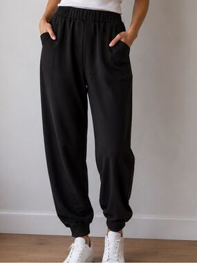 Zara Black Pull-On Jogger Pants Women’s XL Comfortable Casual Tapered